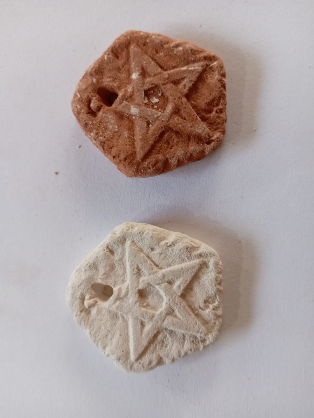 Pentagrama de tierra. Amuleto artesanal de Protección y Luz Interior